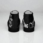 Men’s high top canvas shoes