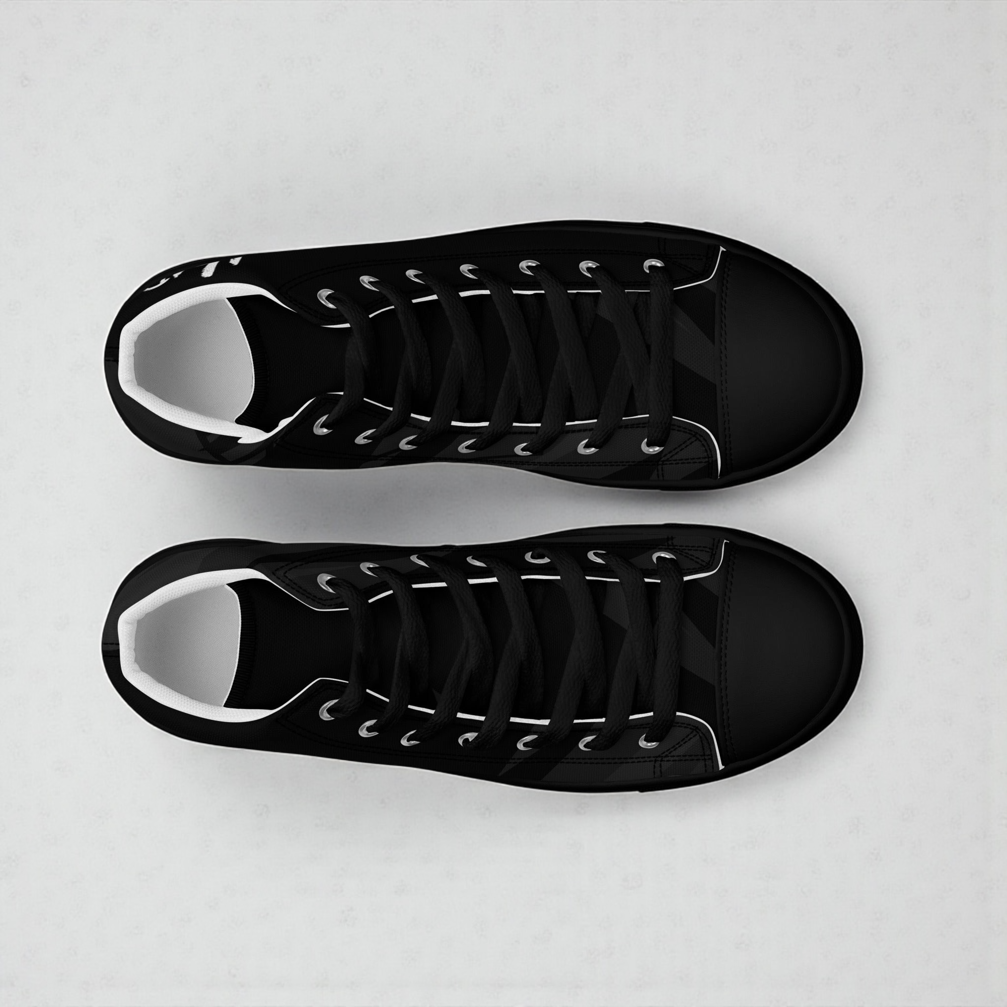 Men’s high top canvas shoes