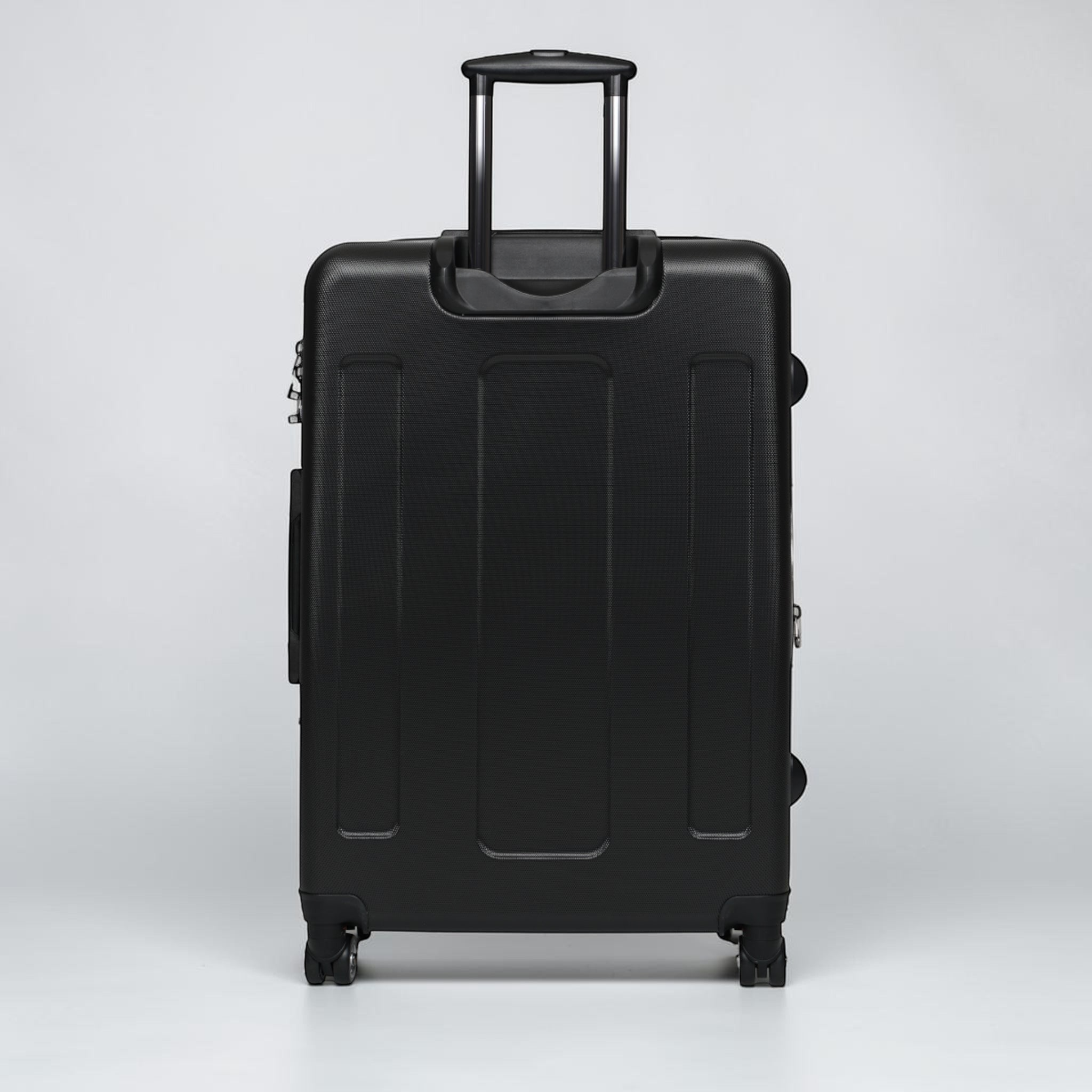 Vista frontal de maleta negra con mango extensible y ruedas, con diseño de gatos en tonos grises y blancos, perfecta para bailar y viajar.