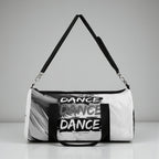 MONROE STORE bolsa de deporte blanca y negra con estampado abstracto y la palabra "DANCE" repetida. Ideal para gimnasio o danza.