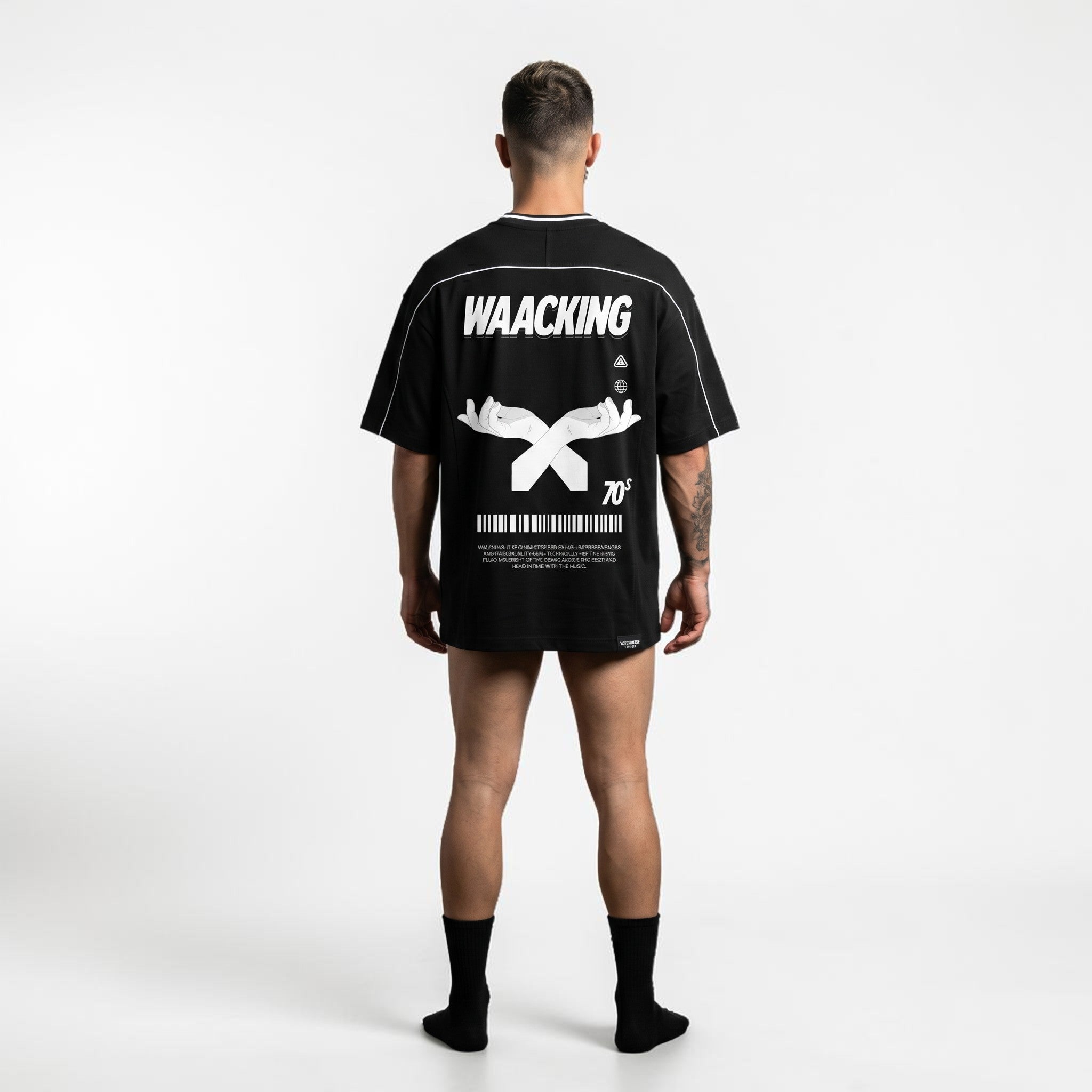 MONROE STORE camiseta negra de algodón unisex con estampado gráfico de manos cruzadas y texto "WAAcking".