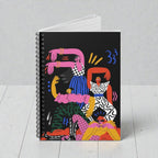 MONROE STORE Cuaderno de espiral con diseño abstracto de figuras en negro, rosa, amarillo, azul y verde. Tapa dura y páginas rayadas.