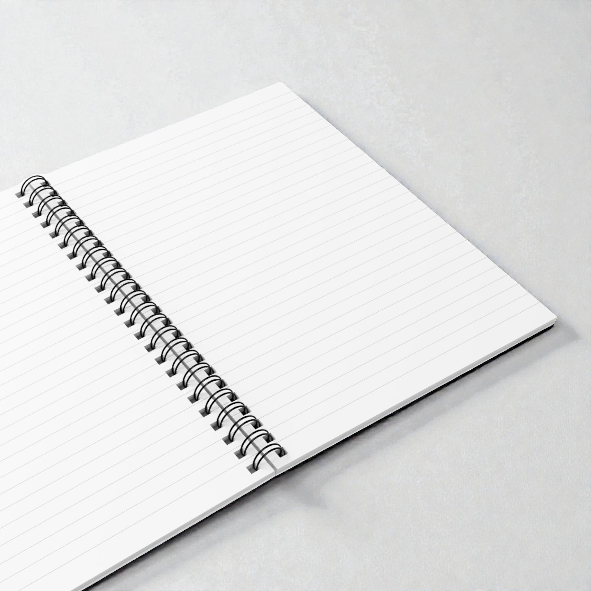 MONROE STORE cuaderno espiral con 118 páginas de papel rayado de 90 g/m² y encuadernación de espiral metálica negra.
