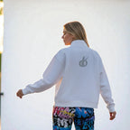 MONROE STORE sudadera blanca de cuello mock con manga caída y logo gris en la espalda, tejido grueso de mezcla de poliéster y algodón.