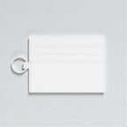 Monroe Store Tarjetero blanco de piel sintética con anilla y múltiples ranuras para tarjetas.