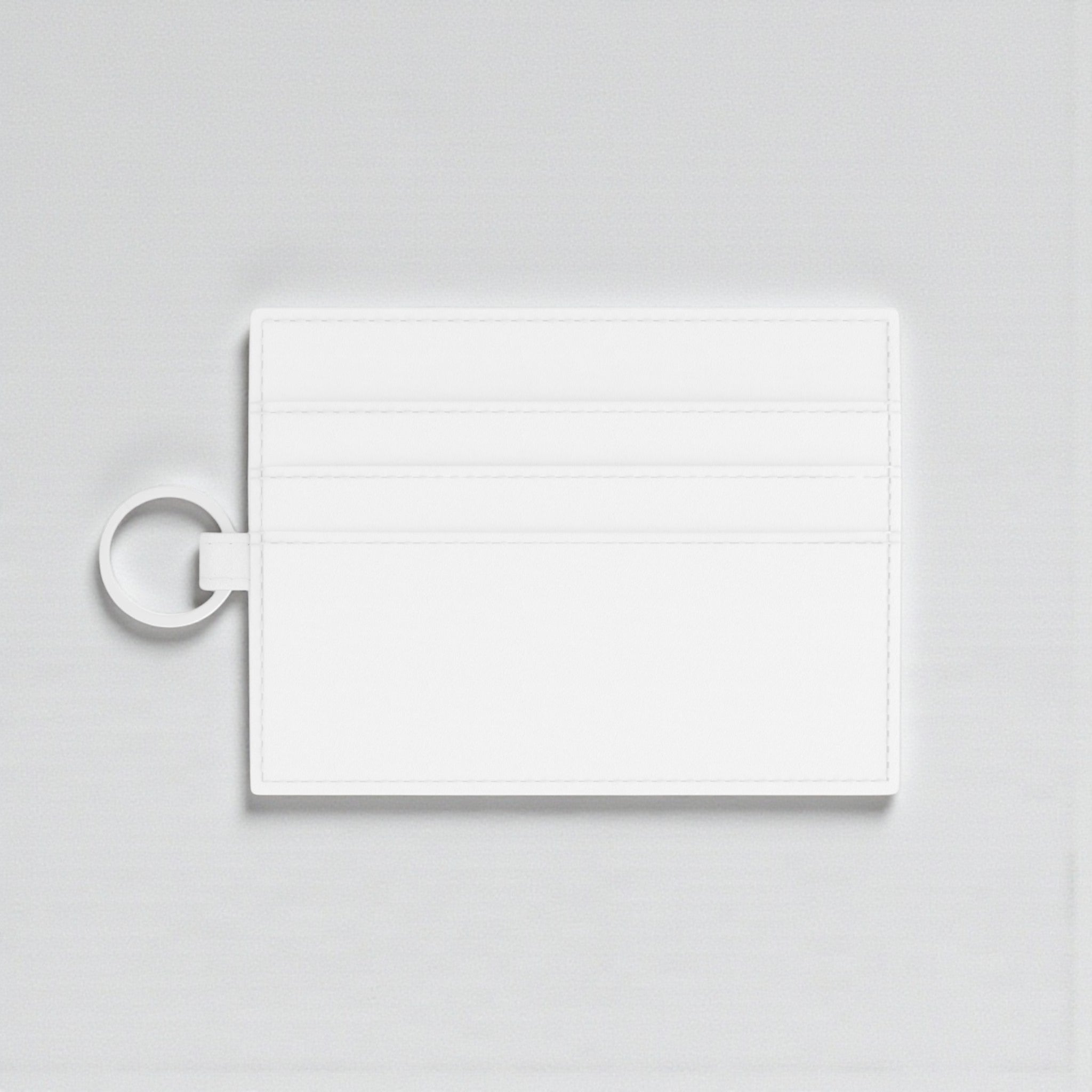 Monroe Store Tarjetero blanco de piel sintética con anilla y múltiples ranuras para tarjetas.