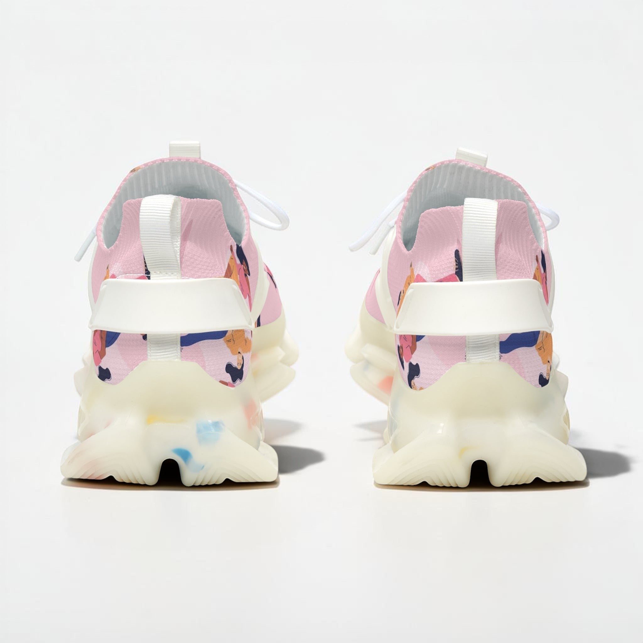 Zapatillas de malla MONROE STORE con estampado colorido, suela EVA flexible y diseño artístico para mujer.