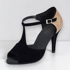 Zapatos de baile latino MONROE STORE negros de ante con tacón de aguja, puntera abierta y detalle de purpurina dorada.