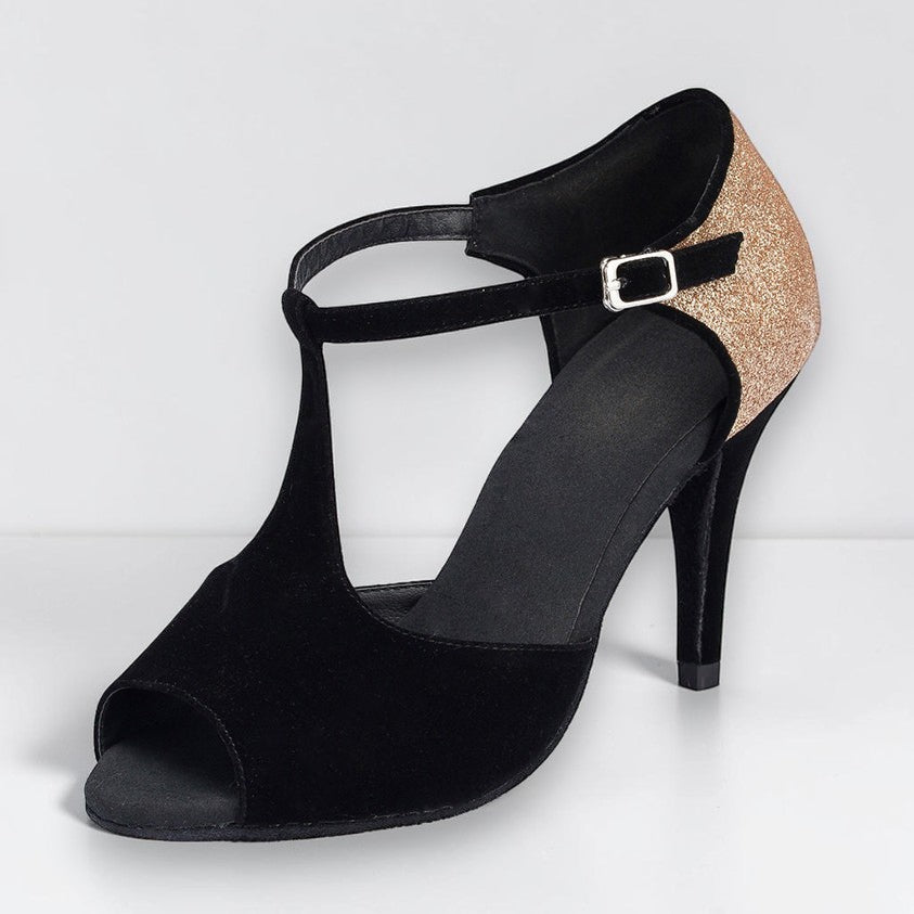 Zapatos de baile latino MONROE STORE de ante negro con tacón de aguja, puntera abierta y detalle de purpurina dorada.